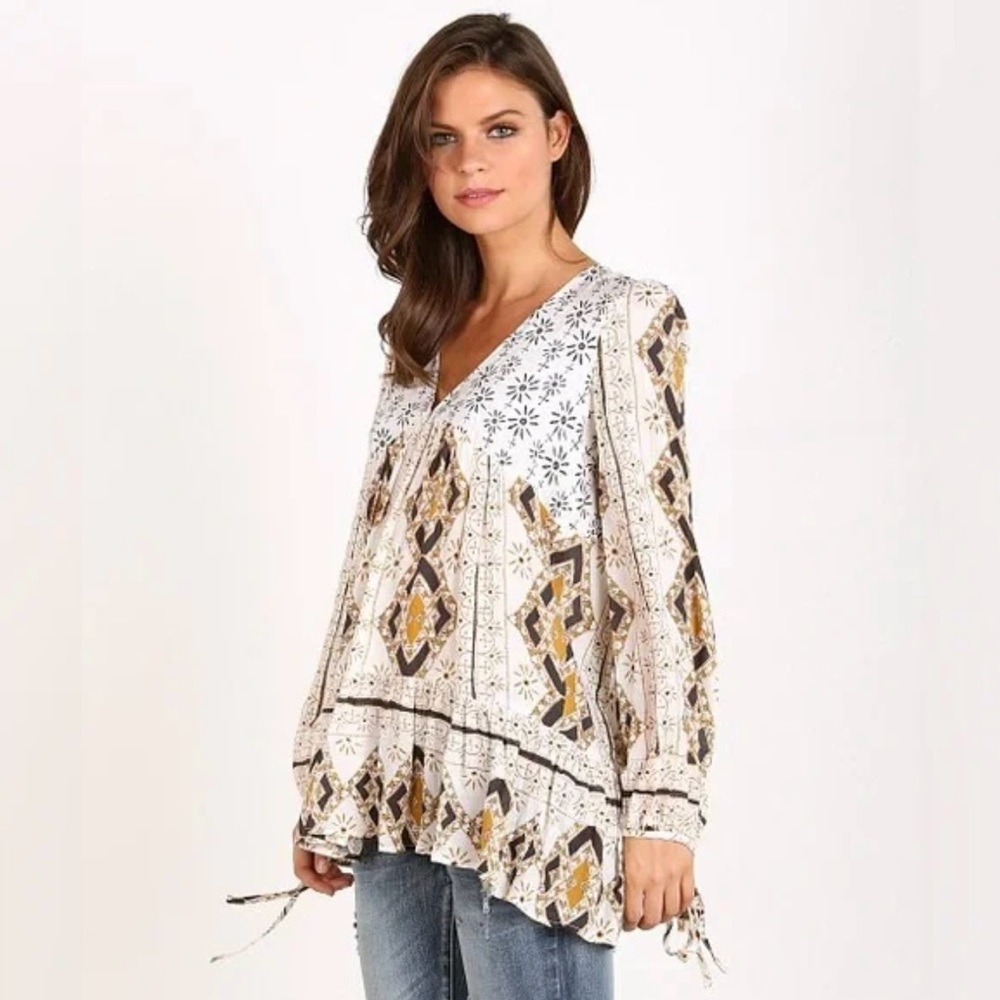 Free People Down By The Bay Tunic Size M Long Sleeve Boho Indie Ivory Flowy